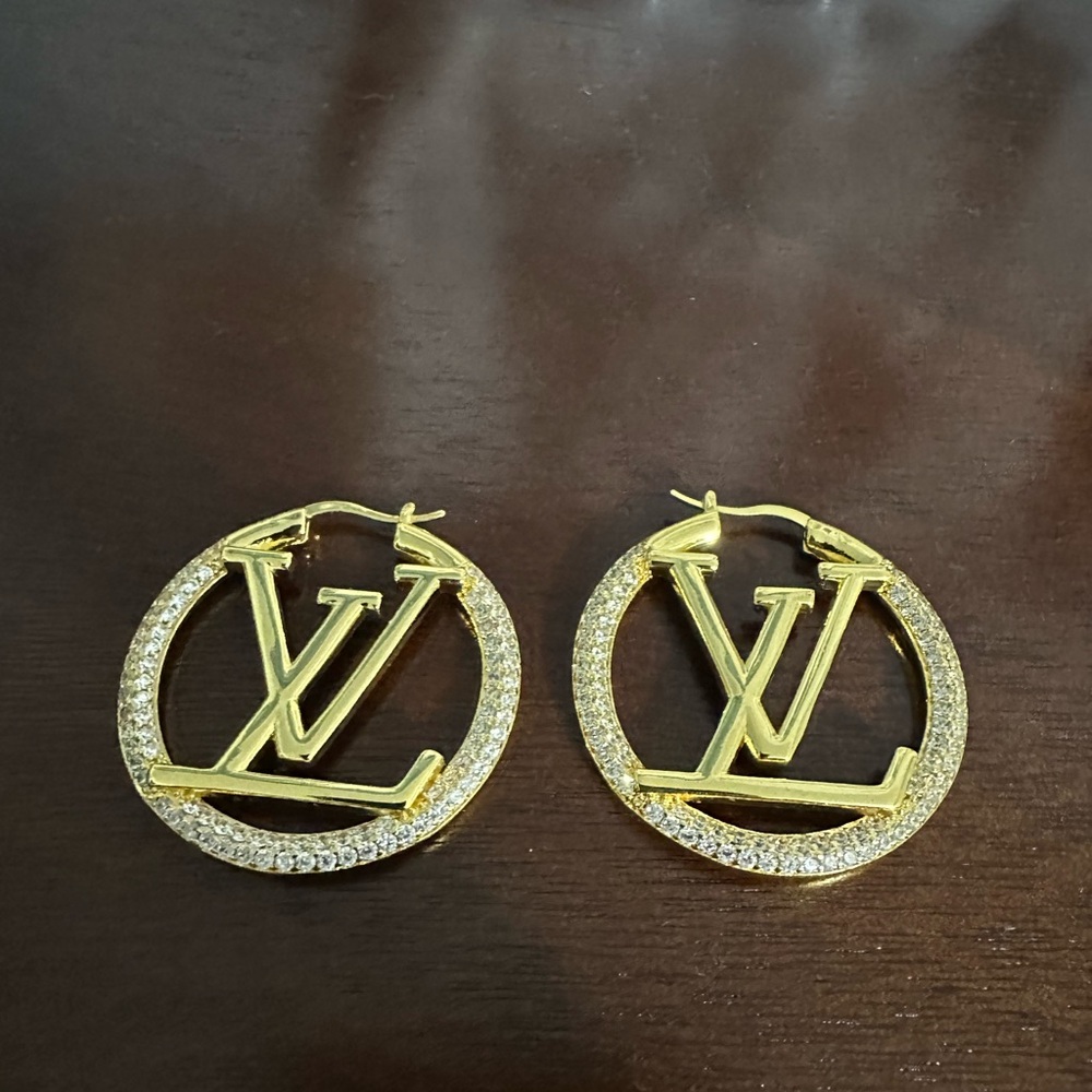 Authentic Louis Vuitton Gold Earrings LV Interlock